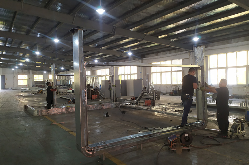 節(jié)后萬城公交候車亭生產制造工作持續(xù)開展